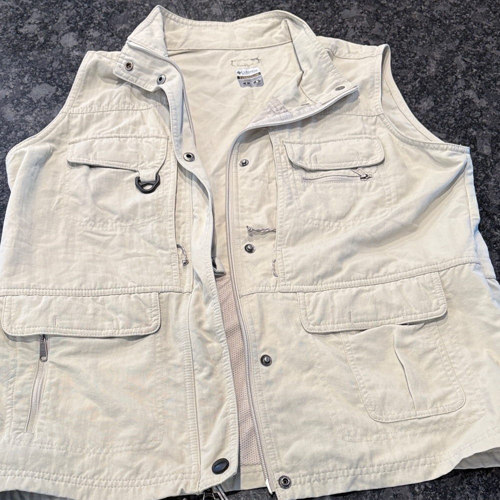 Women's Cream Utility Vest